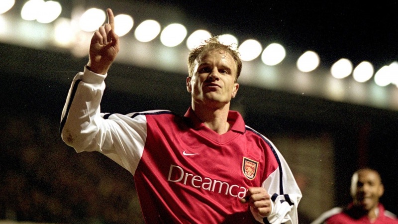 Cầu thủ Dennis Bergkamp - Người Hà Lan không bay vĩ đại của bóng đá